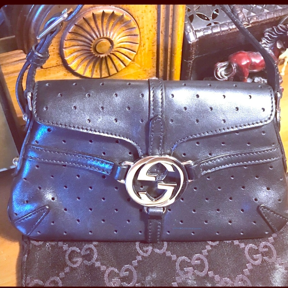 Authentic Siyah Gucci Pocette